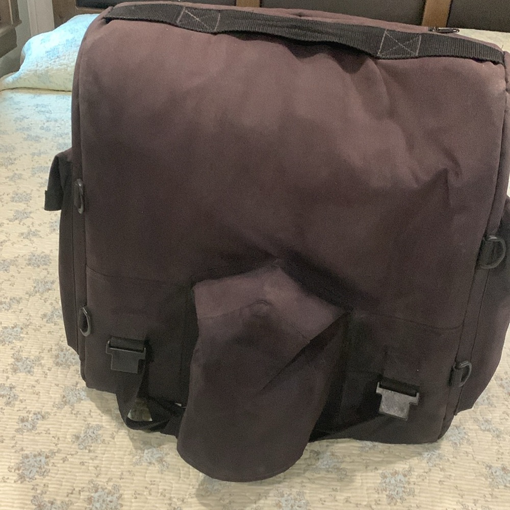 Harley Davidson By SAC Touring backrest sissy bar travel luggage pack Like NEW - Picture 4 of 8